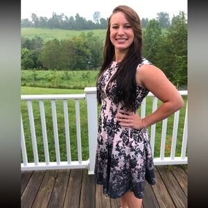 EUC Danny and Nicole size 4 pale pink/black lace fit and flare midi dress